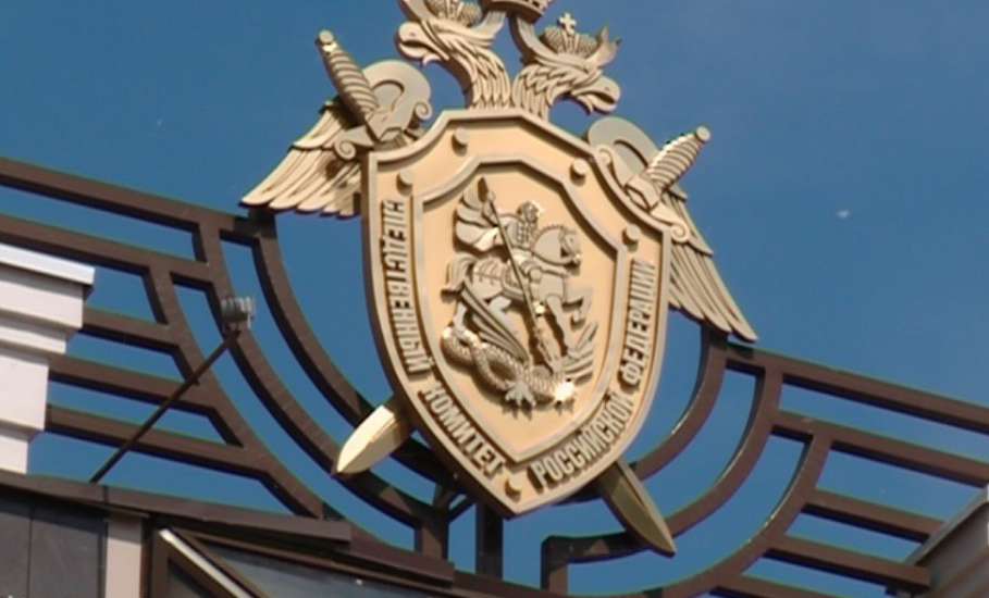 В Становлянском округе местная жительница обвиняется в повторном управлении автомобилем в состоянии опьянения и покушении на дачу взятки инспектору ДПС