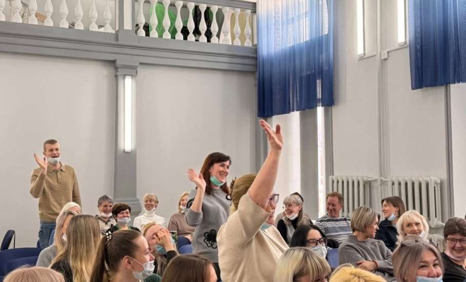 В Ельце состоялся состоялся семинар-практикум "Компетенции 4К в современном образовании"