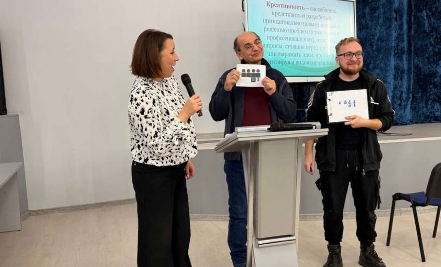 В Ельце состоялся состоялся семинар-практикум "Компетенции 4К в современном образовании"