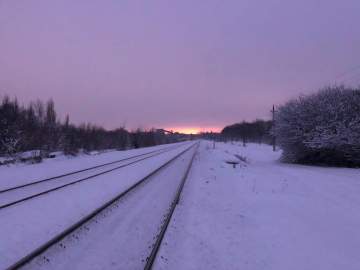 В связи со сходом грузовых вагонов и пожаром на железной дороге в Тамбовской области задерживаются несколько пассажирских поездов!