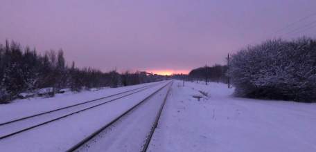 В связи со сходом грузовых вагонов и пожаром на железной дороге в Тамбовской области задерживаются несколько пассажирских поездов!