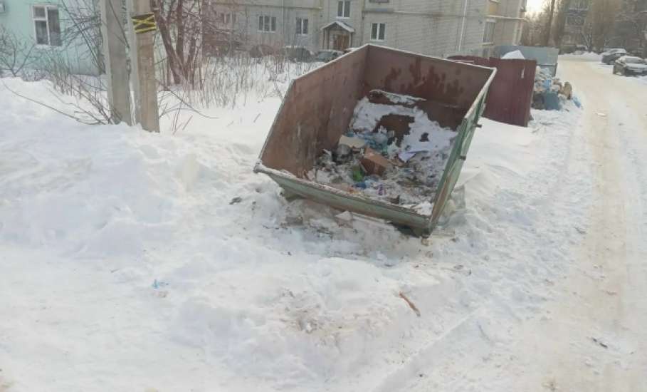 Отходы с некоторых контейнерных площадок вывезены в Ельце