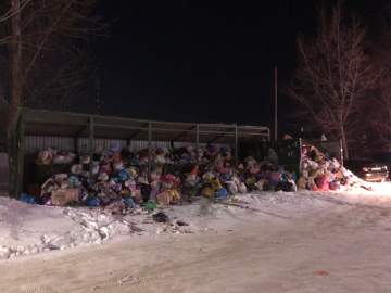 Горы мусора в Ельце в 7-ом микрорайоне!