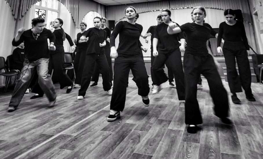 Учащиеся хорового отделения ДШИ № 3 г. Ельца приняли участие в психофизическом тренинге