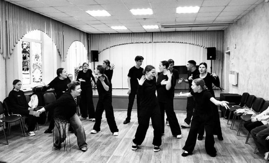 Учащиеся хорового отделения ДШИ № 3 г. Ельца приняли участие в психофизическом тренинге