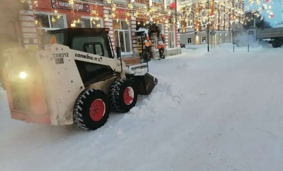 Ранним утром, когда город еще спит, они уже на посту: