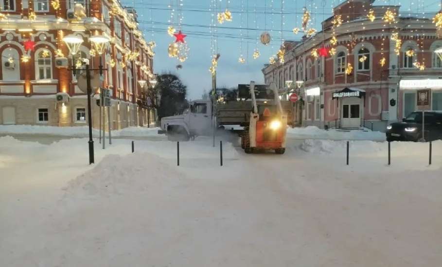 Ранним утром, когда город еще спит, они уже на посту: