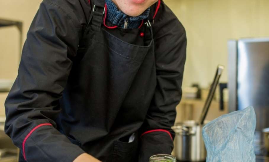 От первых блюд к первым победам: в деле будущие повара Елецкого колледжа инновационных технологий