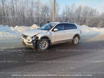 В Ельце около восьми часов на автодороге М-4 &laquo;Дон&raquo; 24-летняя девушка погибла под колесами &laquo;Фольксвагена&raquo;, которым управляла 43-летняя автоледи!