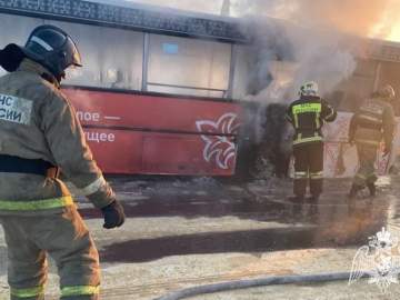 В Грязях росгвардейцы спасли пассажиров из горящего автобуса!