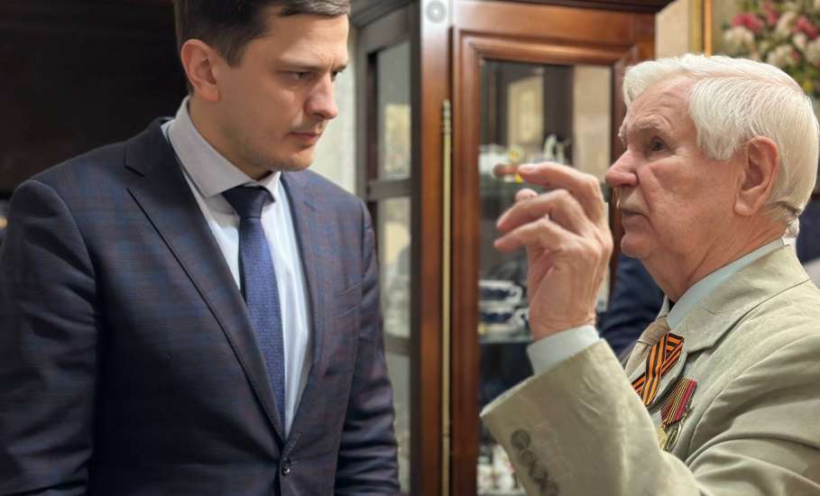 Вячеслав Жабин: &laquo;Сегодня город Елец посетили представители Законодательного собрания Санкт‑Петербурга.&raquo;