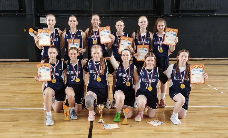 В Ельце завершился межрегиональный турнир по баскетболу