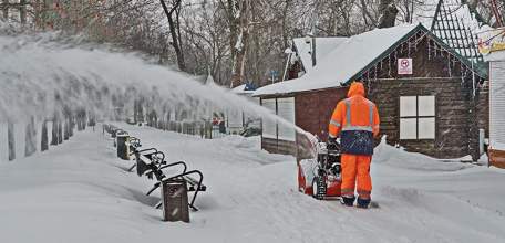 Ельчанка хотела купить снегоуборщик и нарвалась на мошенников!