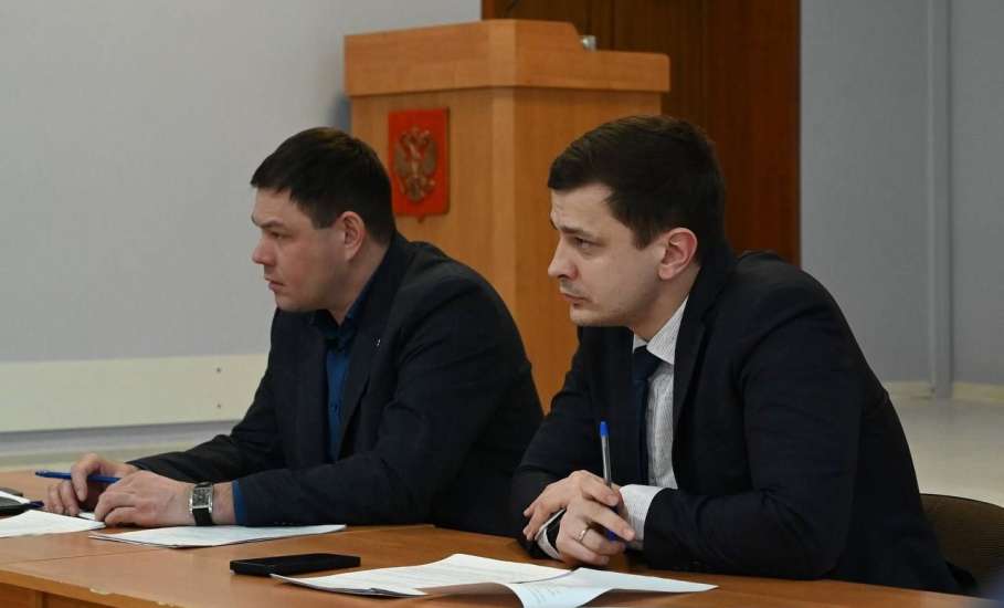 Сегодня в администрации Ельца состоялось заседание комиссии по предупреждению и ликвидации чрезвычайных ситуаций