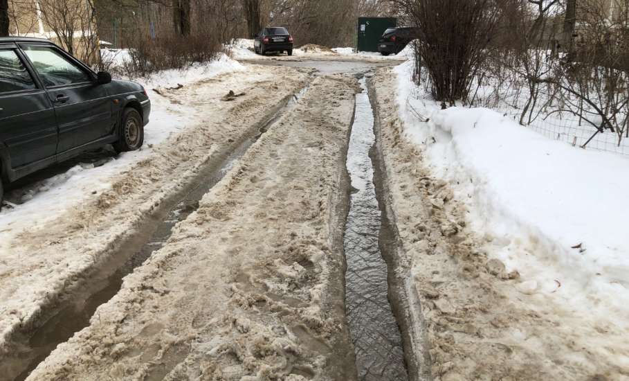 Первые ручьи сегодня потекли по Ельцу