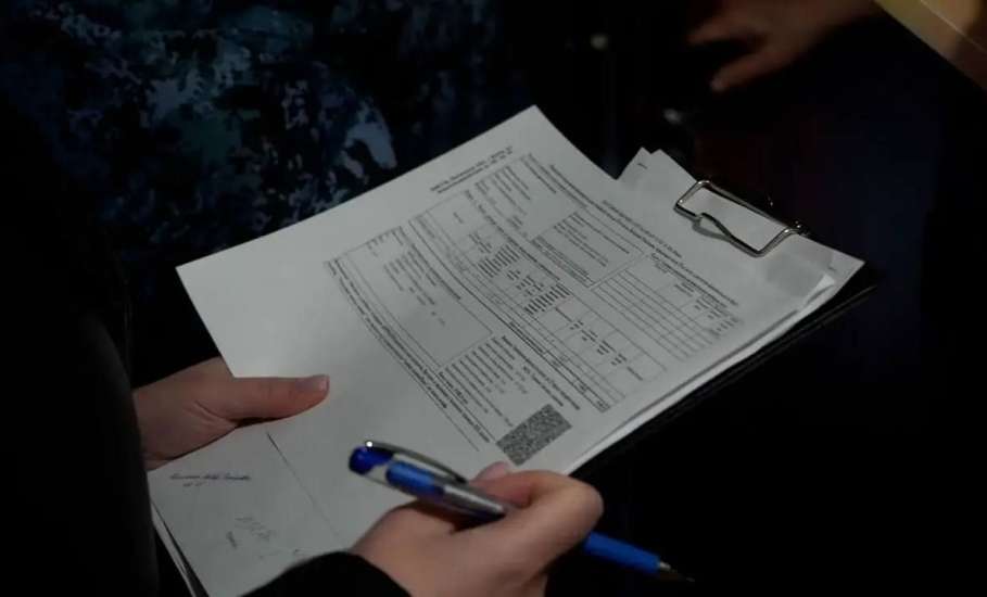 Сегодня сотрудники МУП города &laquo;Елец-сервис&raquo; совместно со службой судебных приставов провели рейды по должникам!