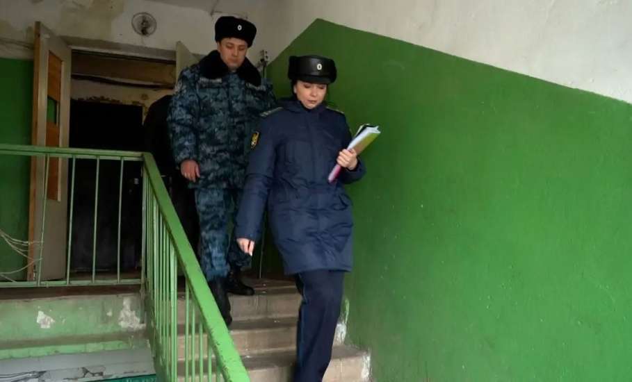 Сегодня сотрудники МУП города &laquo;Елец-сервис&raquo; совместно со службой судебных приставов провели рейды по должникам!