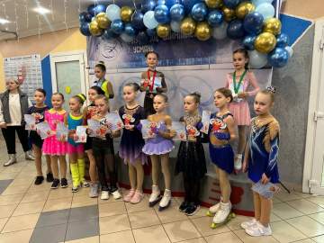 Успехи юных фигуристов на соревнованиях &laquo;К Олимпийской мечте!&raquo;