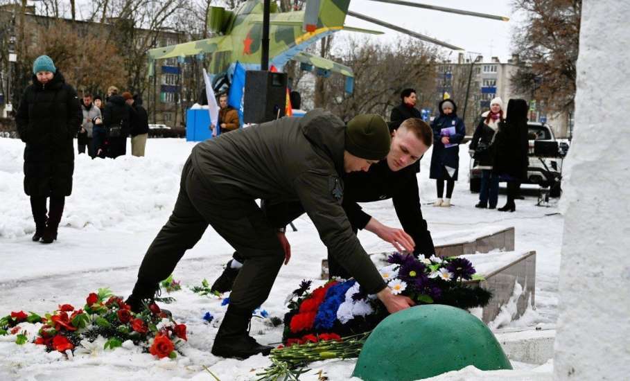 Сегодня в сквере воинов-интернационалистов состоялась памятная встреча, посвященная 37-й годовщине вывода советских войск из Афганистана