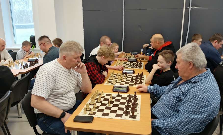 15 февраля в шахматном классе Дворца спорта имени Александра Петрова состоялся фестиваль по быстрым шахматам "Сила ума - сила красоты "