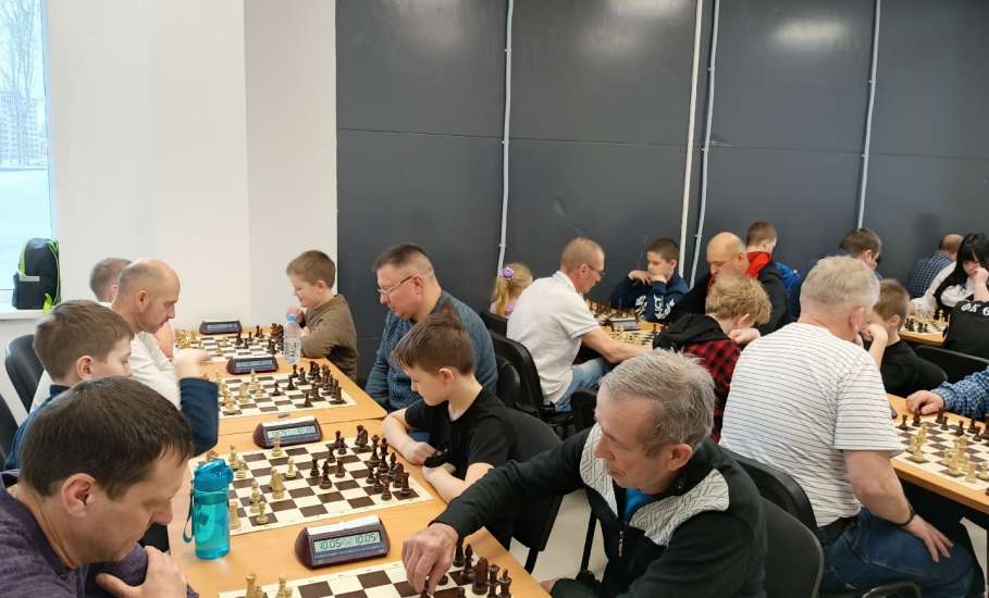 15 февраля в шахматном классе Дворца спорта имени Александра Петрова состоялся фестиваль по быстрым шахматам "Сила ума - сила красоты "