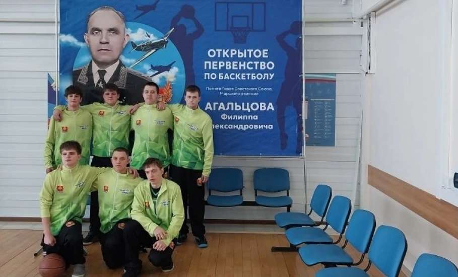 Ельчане успешно выступили на турнире по баскетболу в Тульской области