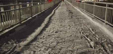 Работники зимнего утра!