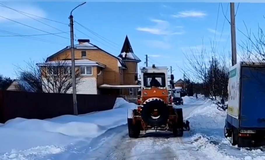 Вячеслав Жабин: &laquo;Продолжаем расчищать город от последствий сильного снегопада&raquo;