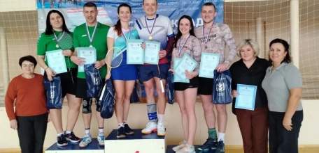 Вчера в городе Усмань состоялись соревнования по бадминтону среди работников сферы образования