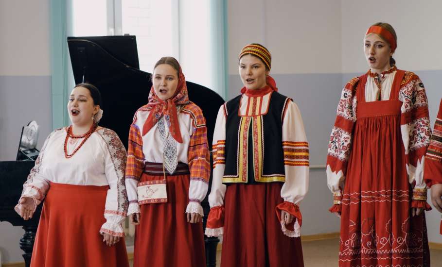 19 февраля в институте культуры, истории и права состоялся концерт студенческой филармонии &laquo;Папам посвящается&raquo;