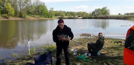 На пруду в селе Рогатово прошли соревнования по рыбной ловле