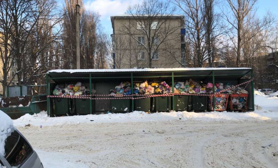 Жителям Ельца уже запрещают выбрасывать мусор в отведённых для этого местах?!