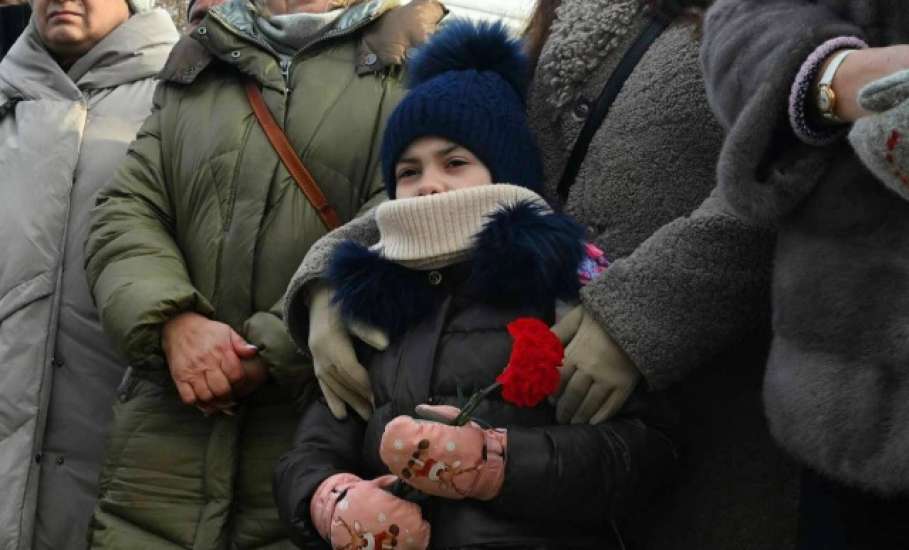 Сегодня на площади Революции состоялось торжественное мероприятие, посвященное Дню защитника Отечества