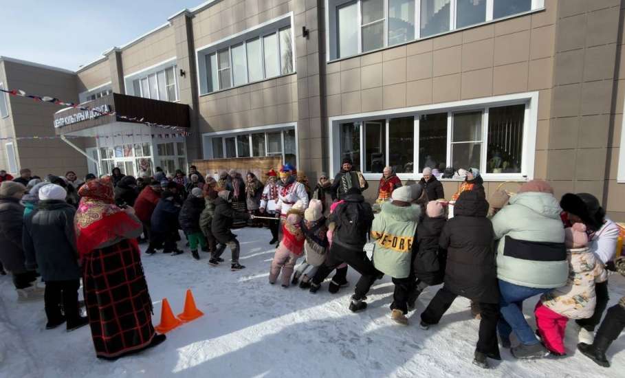 В минувшие выходные в Елецком округе состоялись традиционные масленичные гуляния!