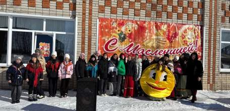 В минувшие выходные в Елецком округе состоялись традиционные масленичные гуляния!