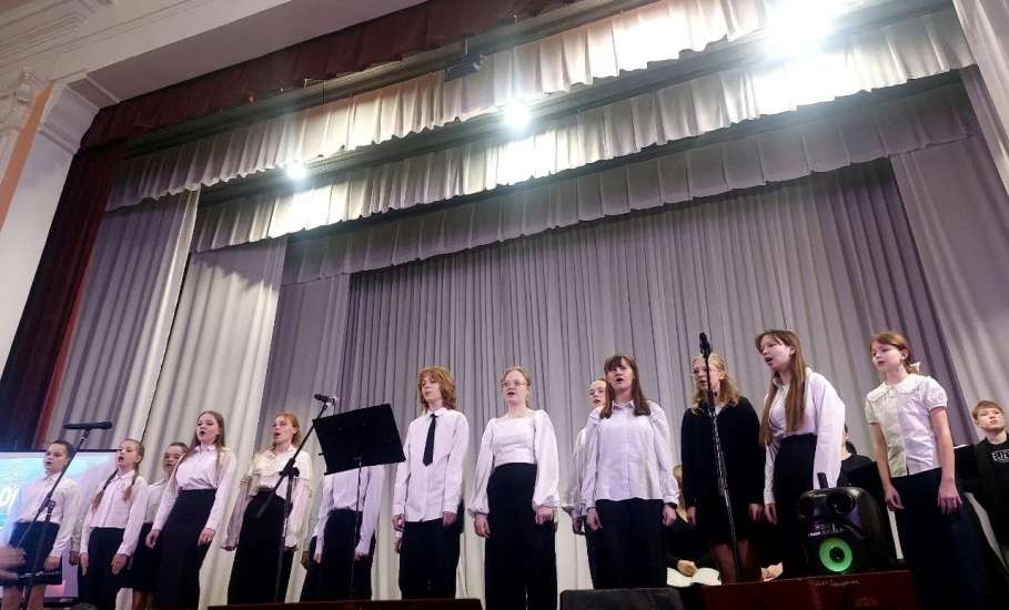 21 февраля в Детской школе искусств № 3 города Ельца состоялся праздничный концерт, посвящённый Дню защитника Отечества!