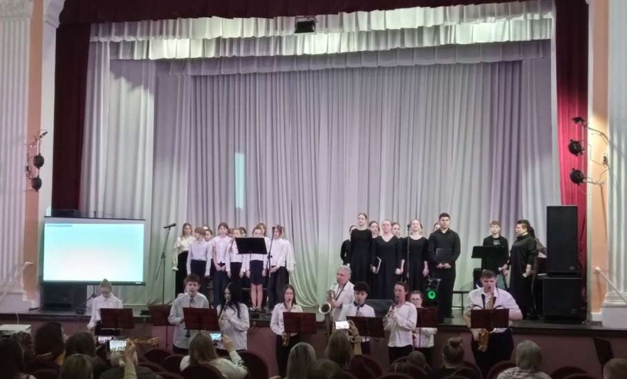 21 февраля в Детской школе искусств № 3 города Ельца состоялся праздничный концерт, посвящённый Дню защитника Отечества!