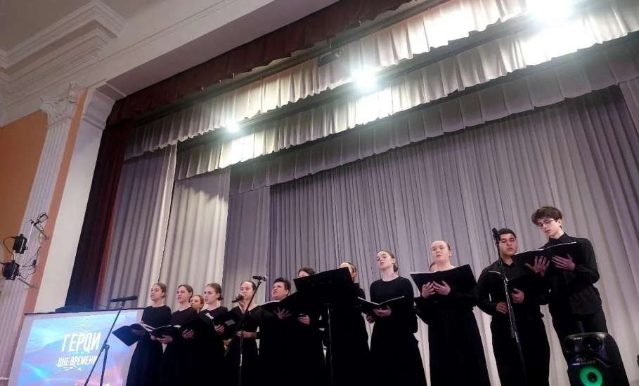 21 февраля в Детской школе искусств № 3 города Ельца состоялся праздничный концерт, посвящённый Дню защитника Отечества!