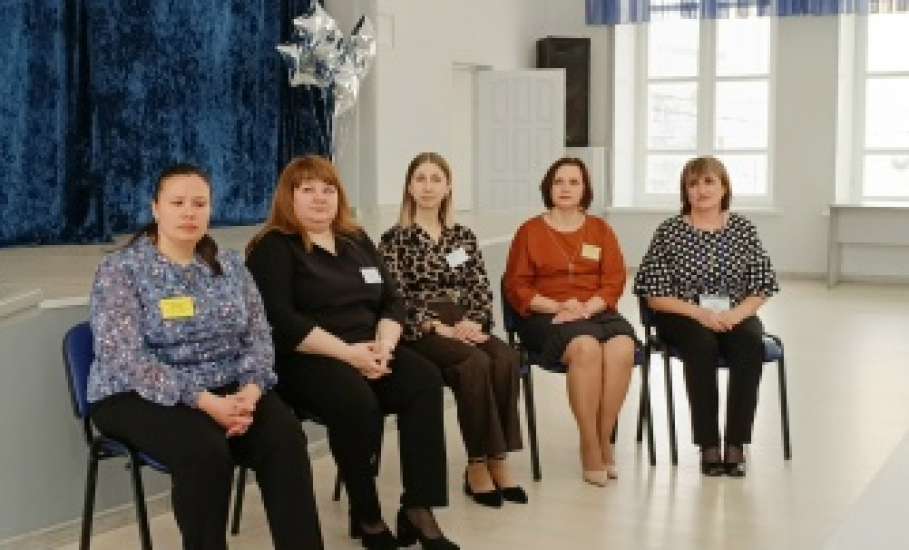 Сегодня финалисты муниципального конкурса &laquo;Воспитатель года &mdash; 2026&raquo; прошли испытание &laquo;Педагогический брифинг&raquo;