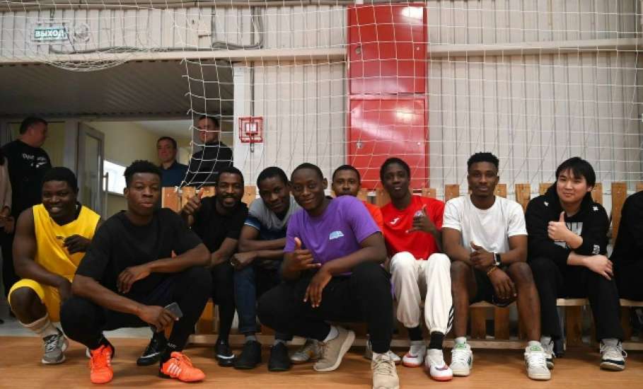 Сегодня в Ельце состоялось торжественное открытие обновленного ФОКа имени Владимира Ефимовича Болгова после капитального ремонта