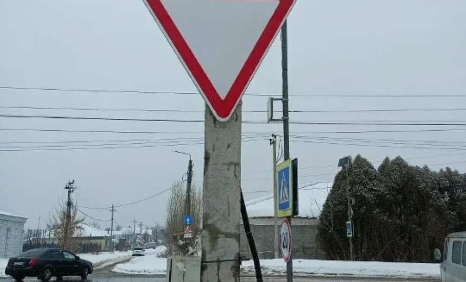 МБУ &laquo;Благоустройство&raquo; продолжают расчистку и вывоз снега на улицах города