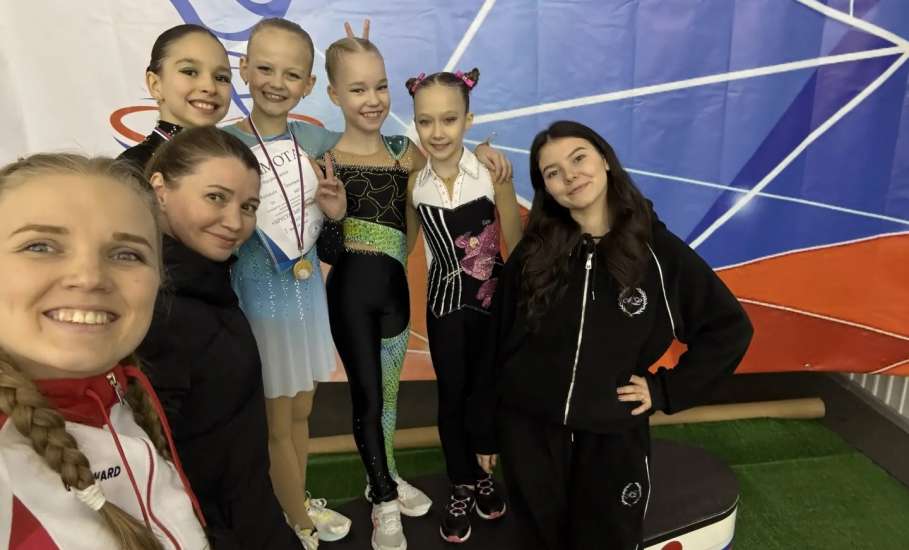 Юные фигуристы радуют новыми победами!