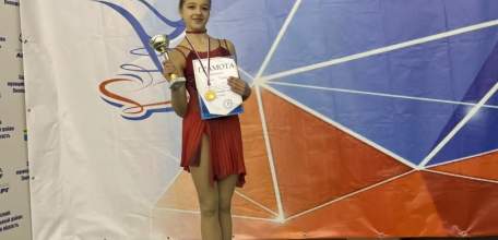 Юные фигуристы радуют новыми победами!