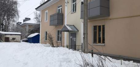 Где работа управляющих компаний по очистке крыш домов от снега?