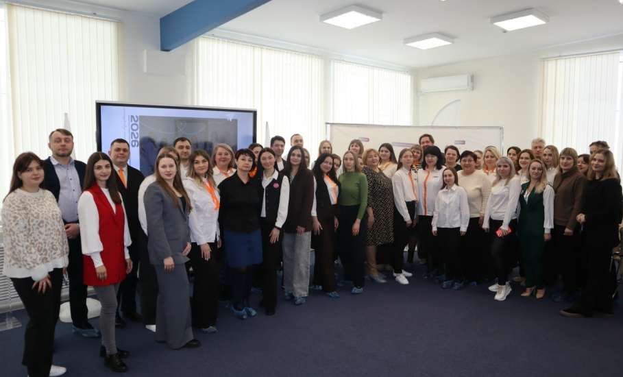 Играя учимся, ведем за собой