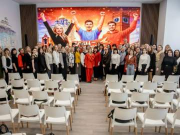 Играя учимся, ведем за собой