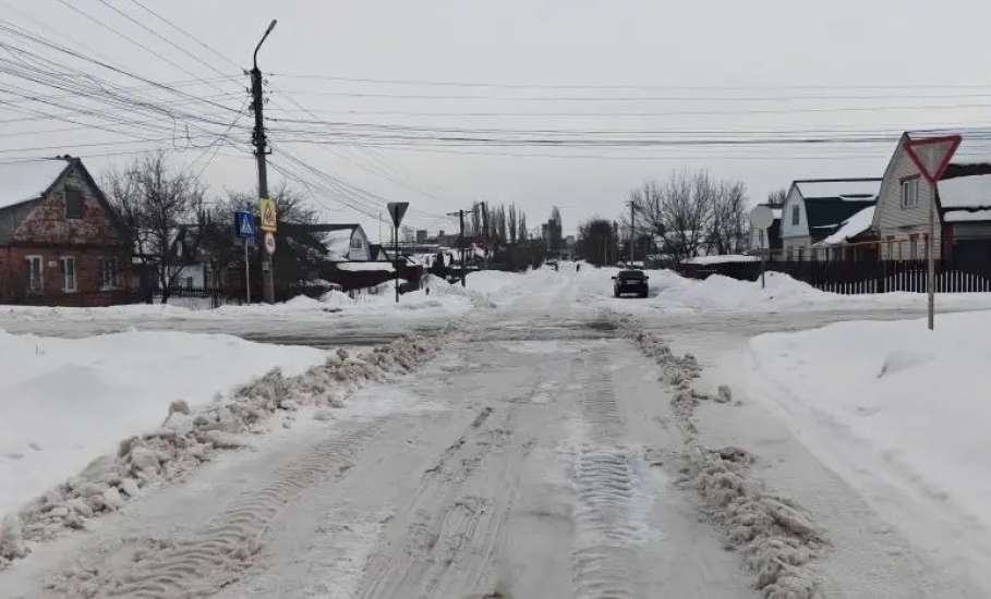 В районе Железнодорожного техникума грейдер приступил к расчистке проездов частного сектора