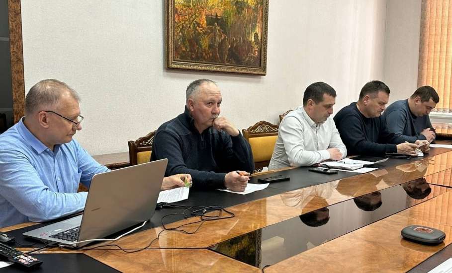 В администрации Ельца рассмотрели ситуацию с дорожными знаками в городе