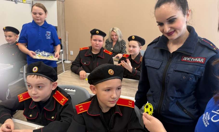 6 марта исполняется 53 года со дня создания отрядов юных инспекторов движения в России