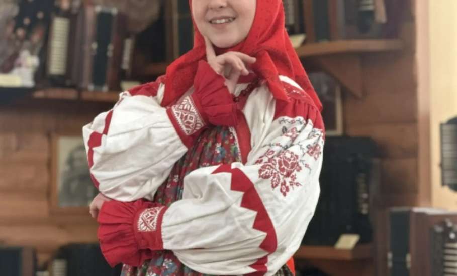 Поздравляем Рыжкину Ксению - обучающуюся отделения народного пения ДШИ № 3 г. Ельца